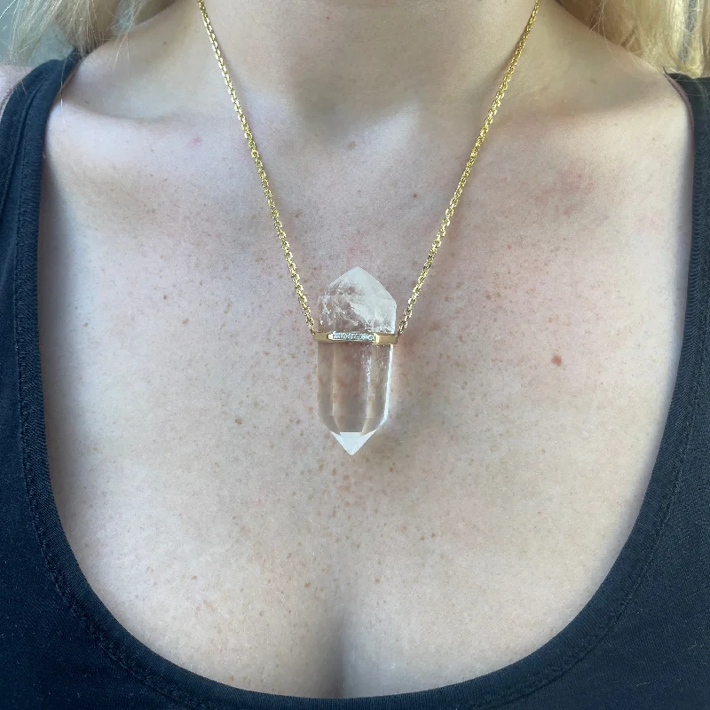 Ladies necklaces luxurious designs-Quartz Crystal Pendant Necklace with Diamonds