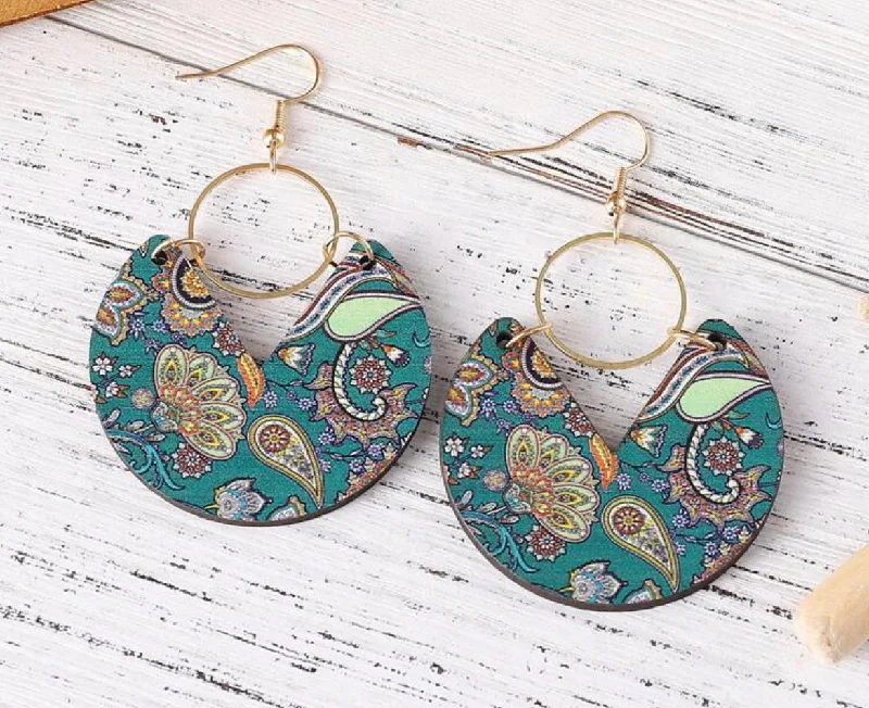 Ladies earrings buying tips-Bohemian Western Style Paisley Print Earrings