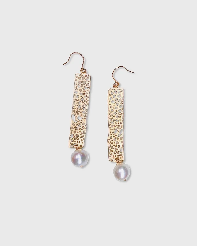 Ladies earrings girlfriend treats-Pearl Bar Earrings