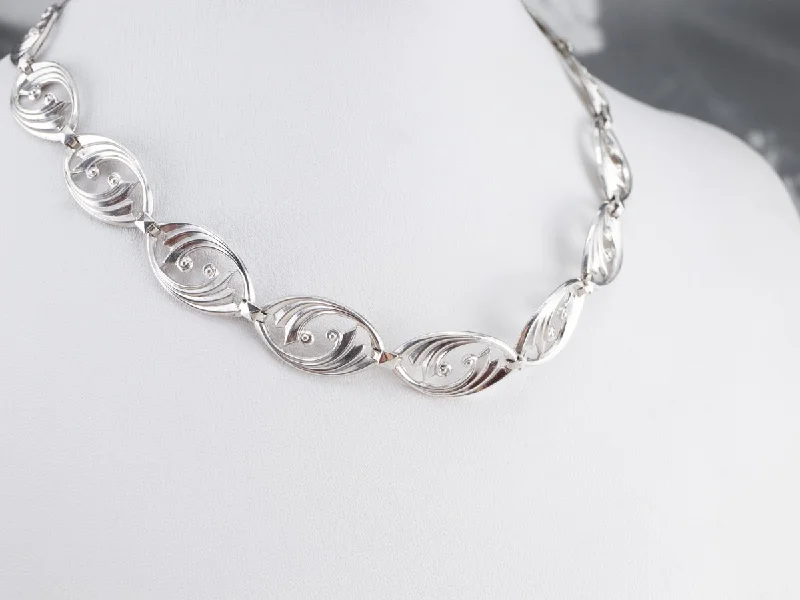 Ladies necklaces length guide-Vintage Sterling Silver Floral Link Necklace