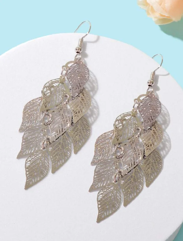 Ladies earrings minimalist trends-Beautiful Silver Leaf Tassel Earrings