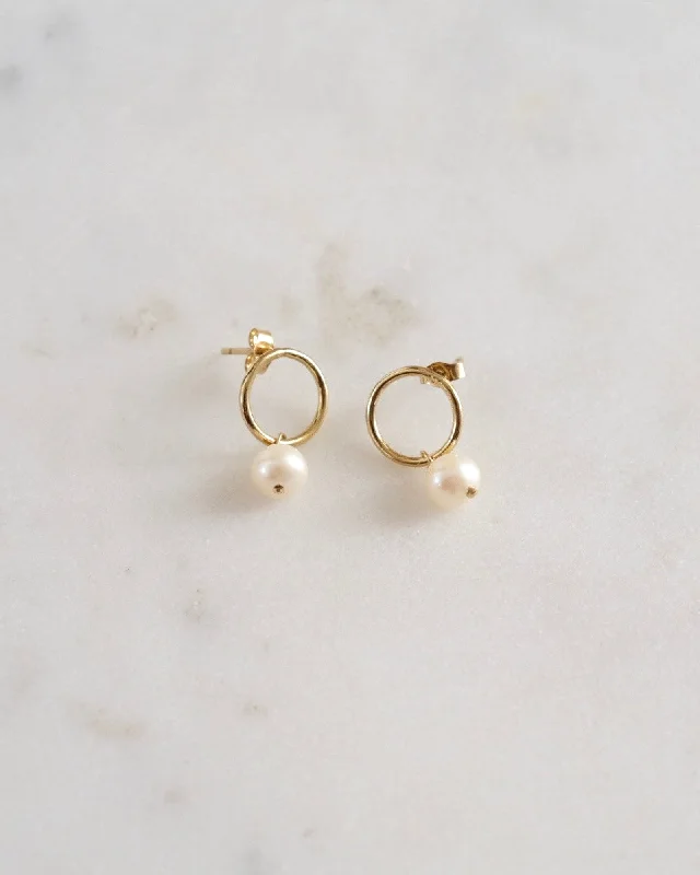 Ladies earrings discount deals-Circle pearl earrings