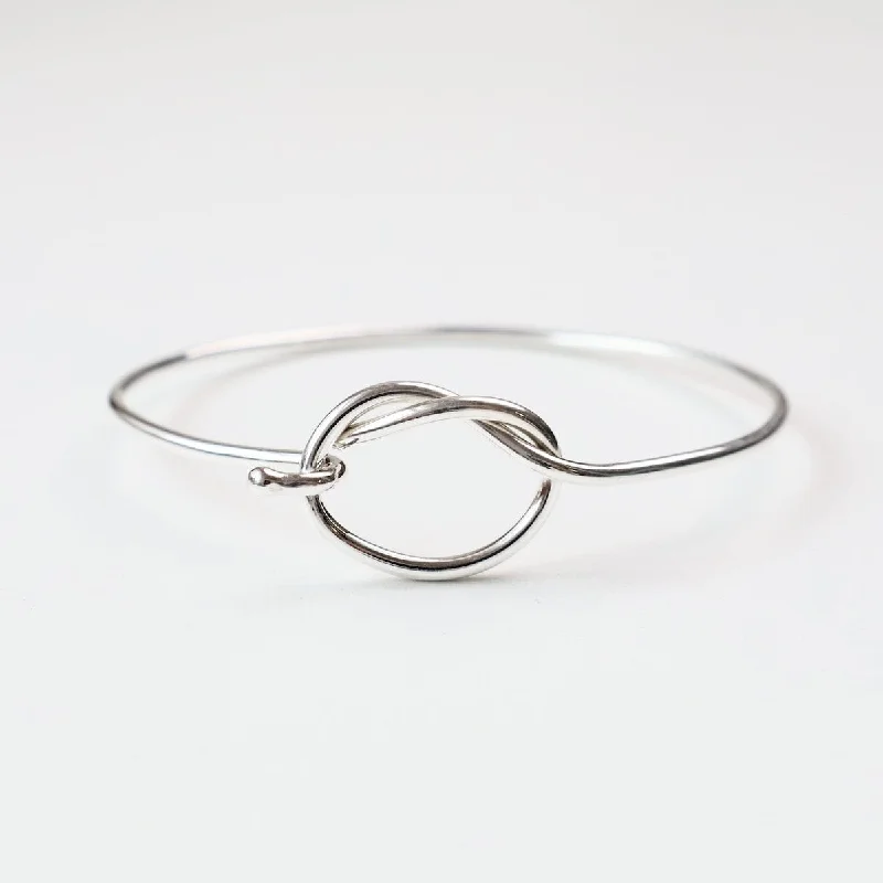 Ladies bracelets fashion trends-Sterling Silver Knot Latching Bracelet