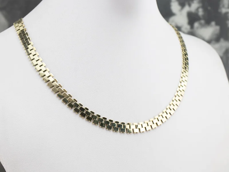 Ladies necklaces modern appeal-Bold Gold Flat Link Necklace