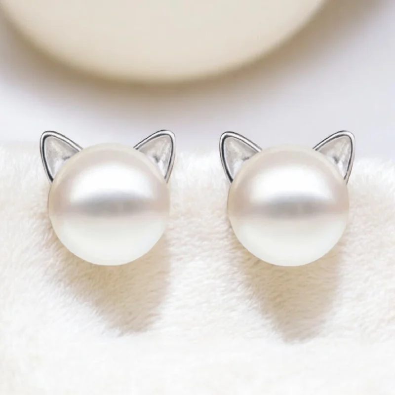 Ladies earrings animal themes-Beautiful Pearl Cat Earrings